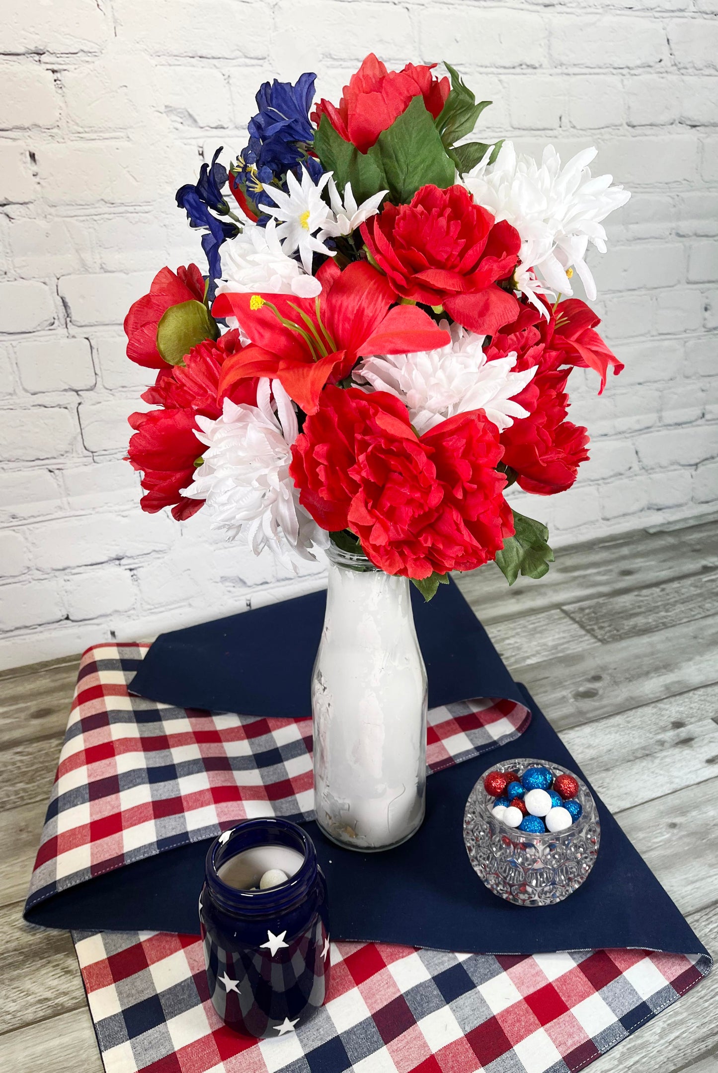 24 Stems Artificial Flower Peony Lily Mum Patriotic Bouquet