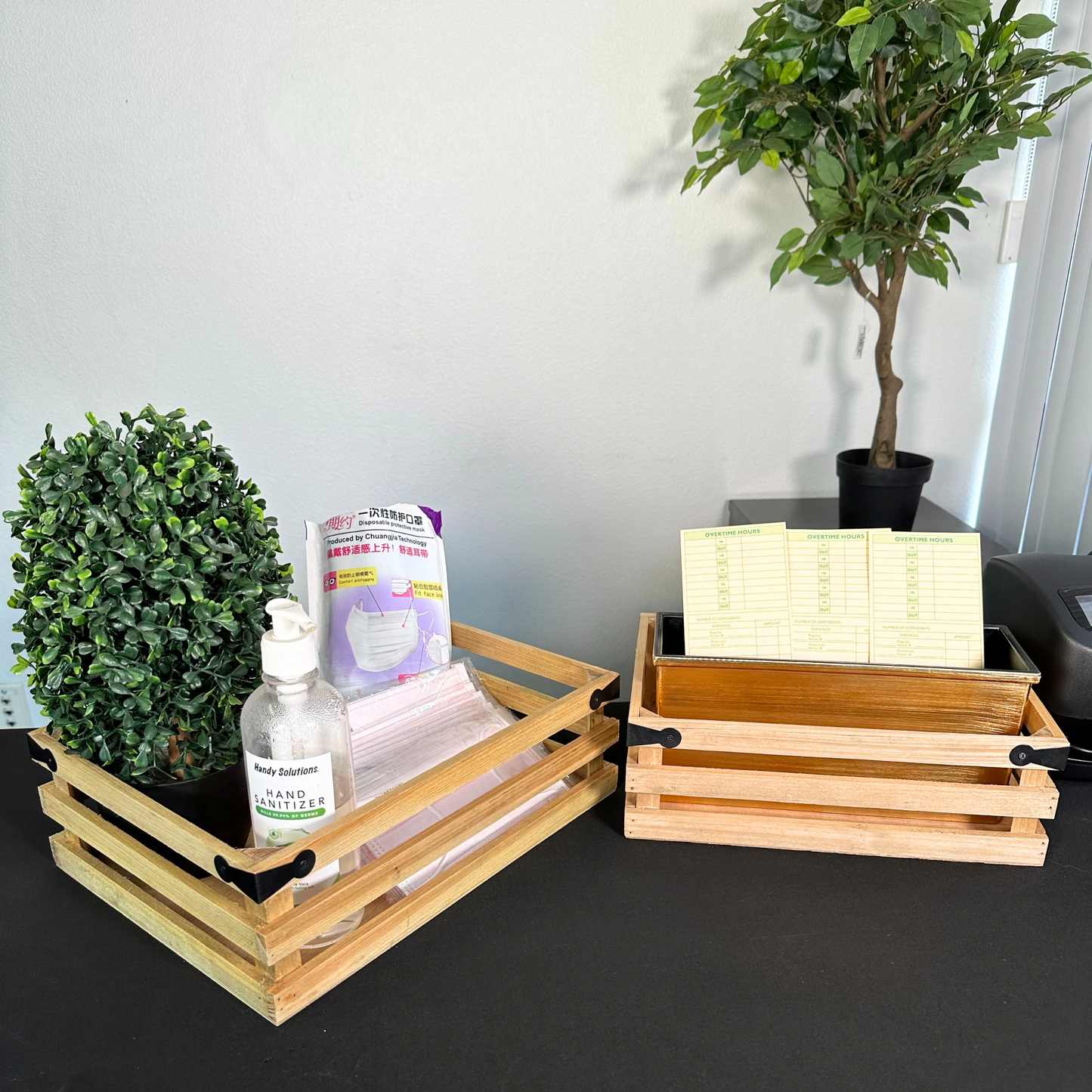 2pcs Rustic Wooden Decorative Display Crate Trays