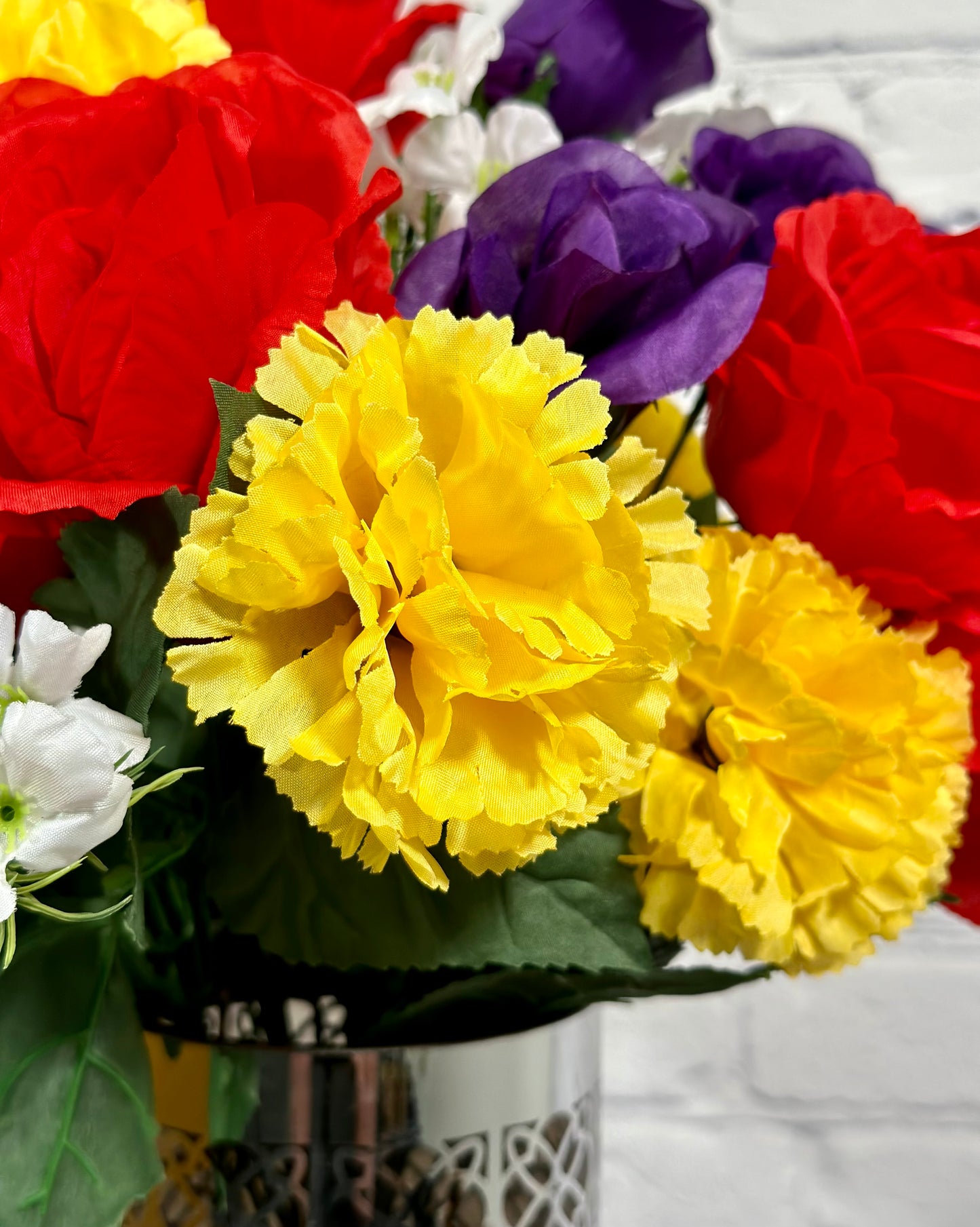 ABN1B018-Artificial Spring Flower Bush 24 Stem Rose/ Carnation Mixed Bush