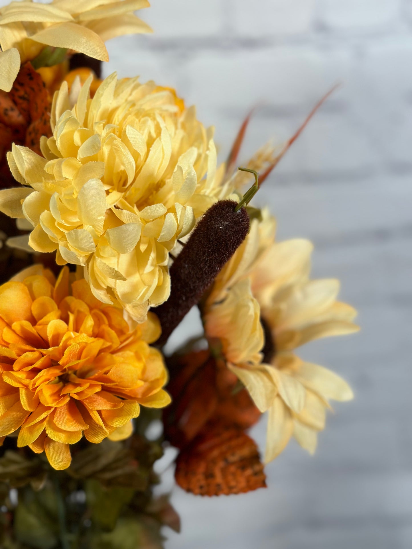 18 Stems Artificial Mums Sunflowers Zinna Silk Flowers Bush Foliage