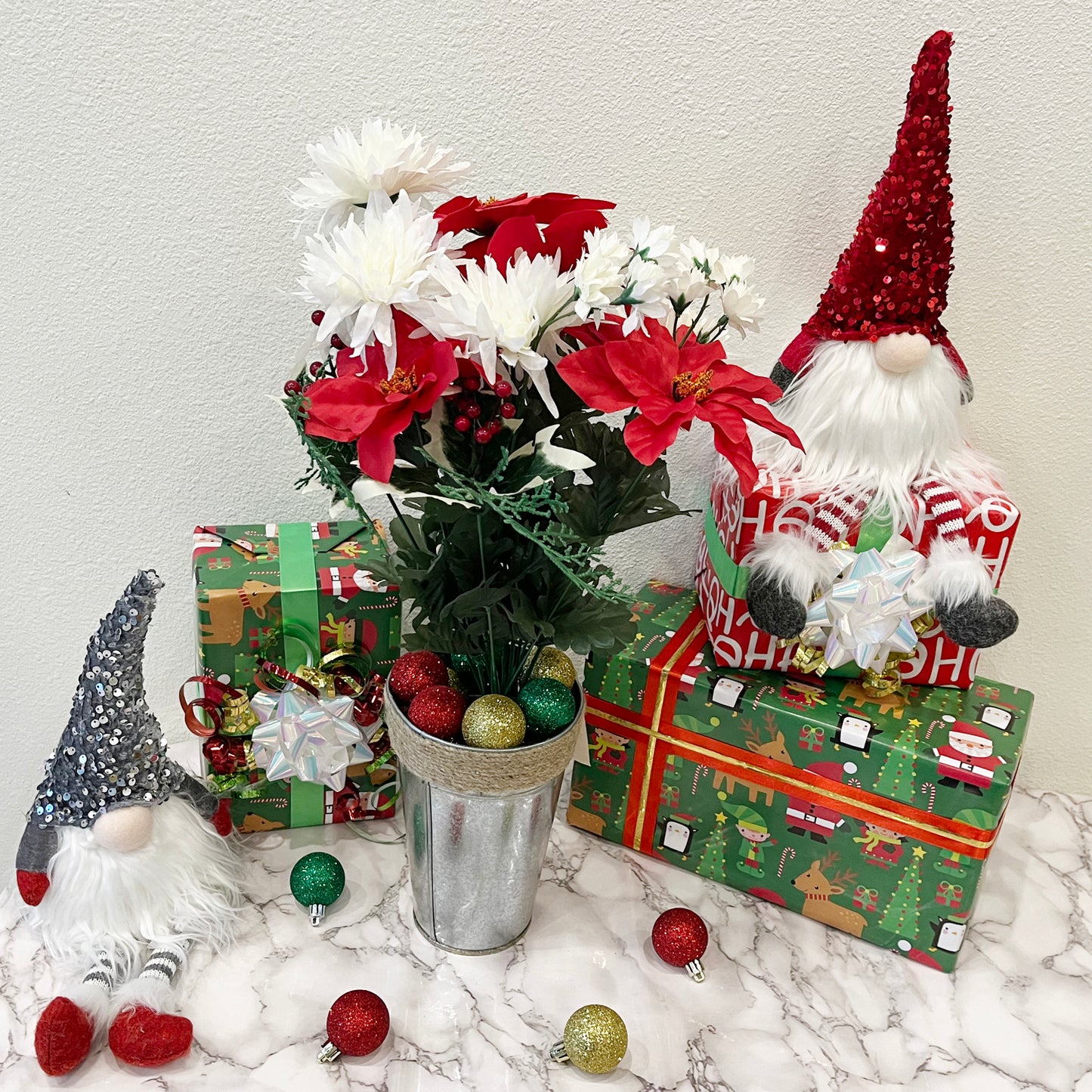14 Stems Artificial Christmas Velvet Carnation Poinsettia Bouquet