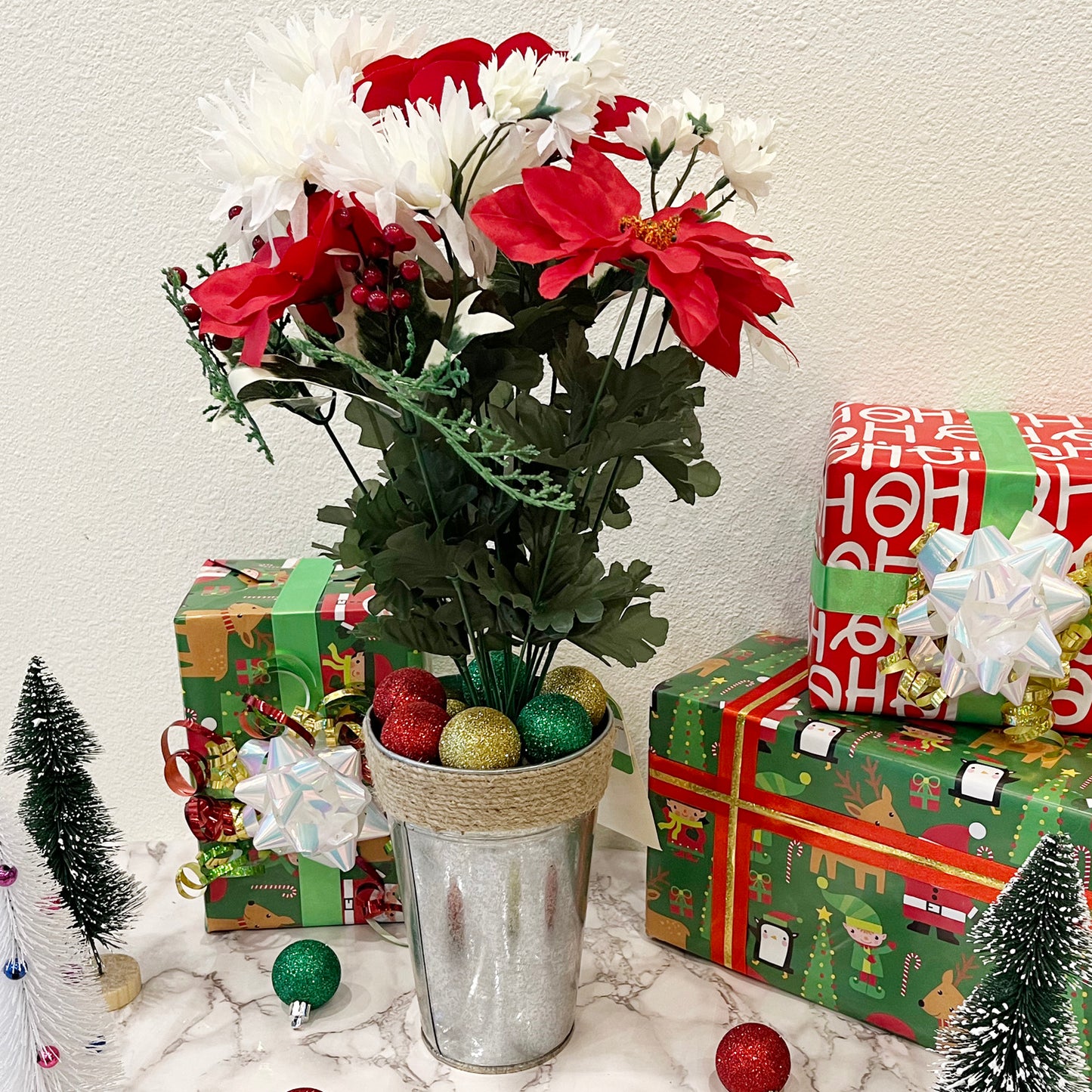 14 Stems Artificial Christmas Velvet Carnation Poinsettia Bouquet