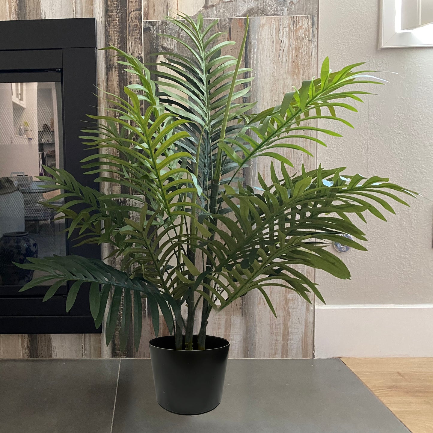 Artificial Paradise Palm Tree Plant in Plastic Pot, 3'L, GTR4622-NATURAL